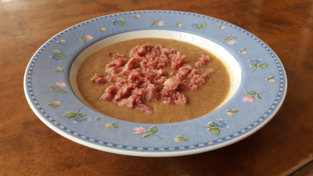Crema di lenticchie con Zampone arrostito