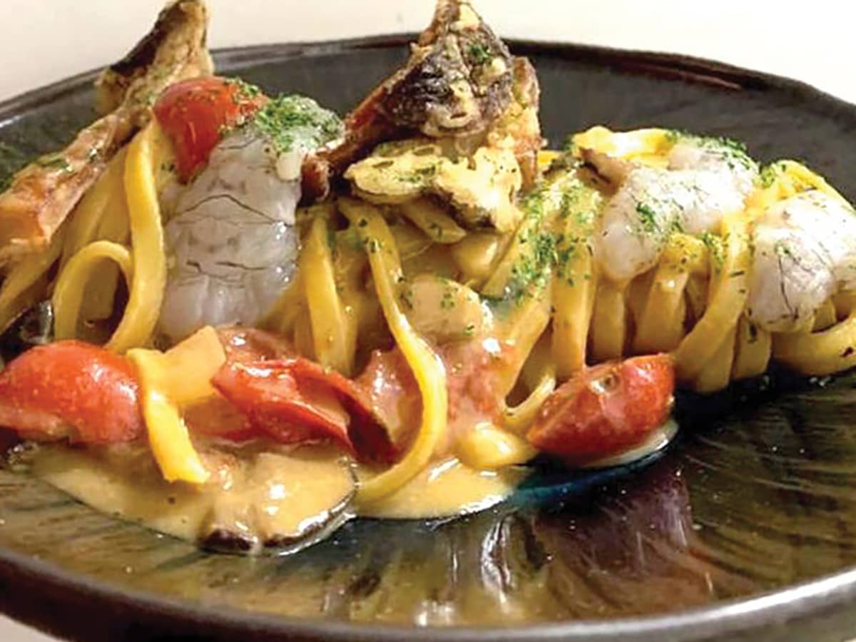 Fettuccella all’uovo con cardoncelli e pannocchie crude