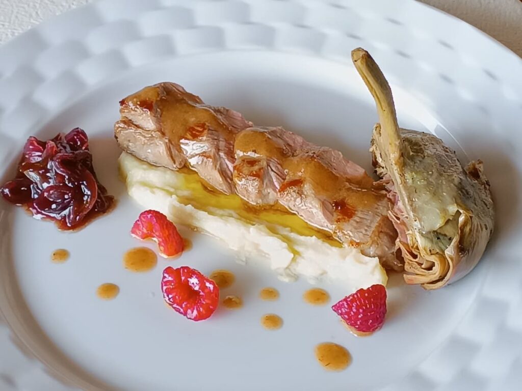 Tagliata di agnello al carciofo
