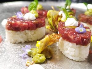 Oshi Sushi di agnello e carciofi