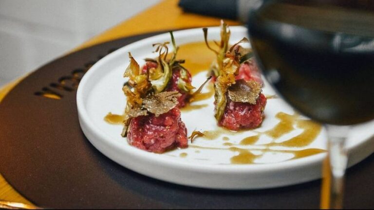 Tartare di manzo con mostarda in grani