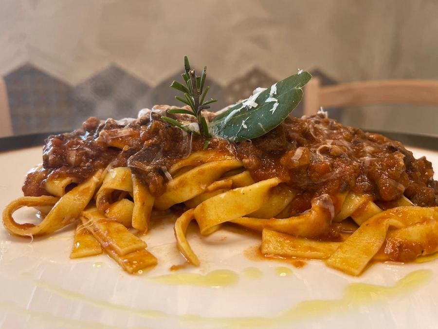 Fettuccine con rigaglie di pollo