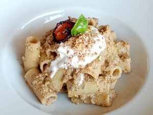 Un primo piatto siciliano con pesto di pistacchio