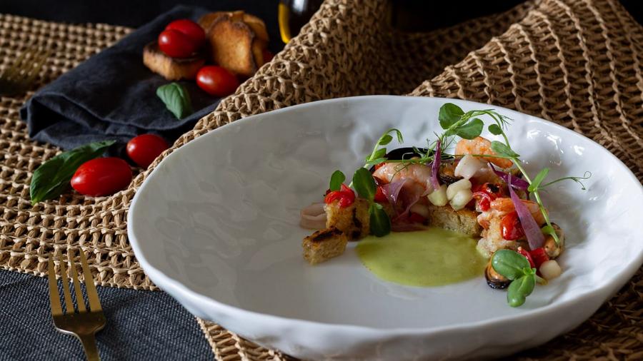 La panzanella con frutti di mare