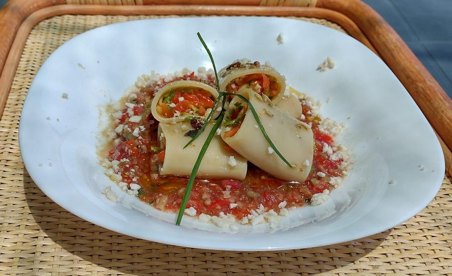 Paccheri ripieni di zucchine e peperoni