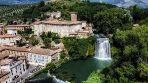 Castello Boncompagni Viscogliosi