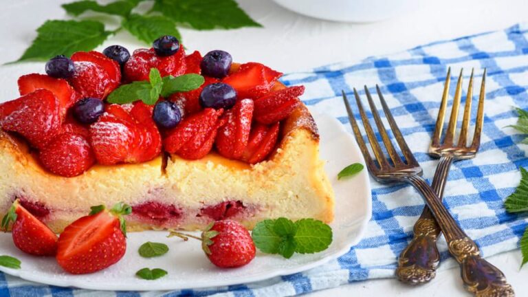Torta soffice alle fragole di Angelica Baldassarra