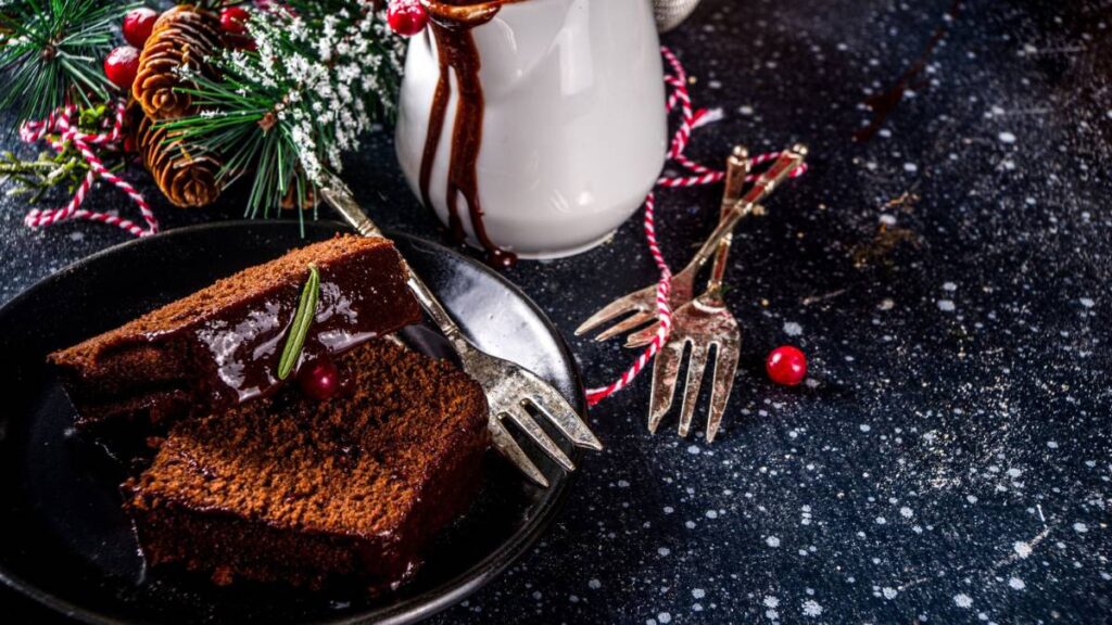 Torta Soffice alla Ratafia: un dolce natalizio che racconta la tradizione