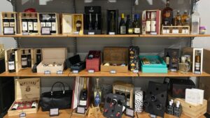 Cantine MIDA: l'enoteca come teatro di emozioni e scoperte sensoriali