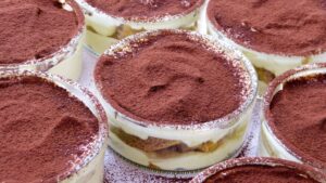 Tiramisù di colomba pasquale