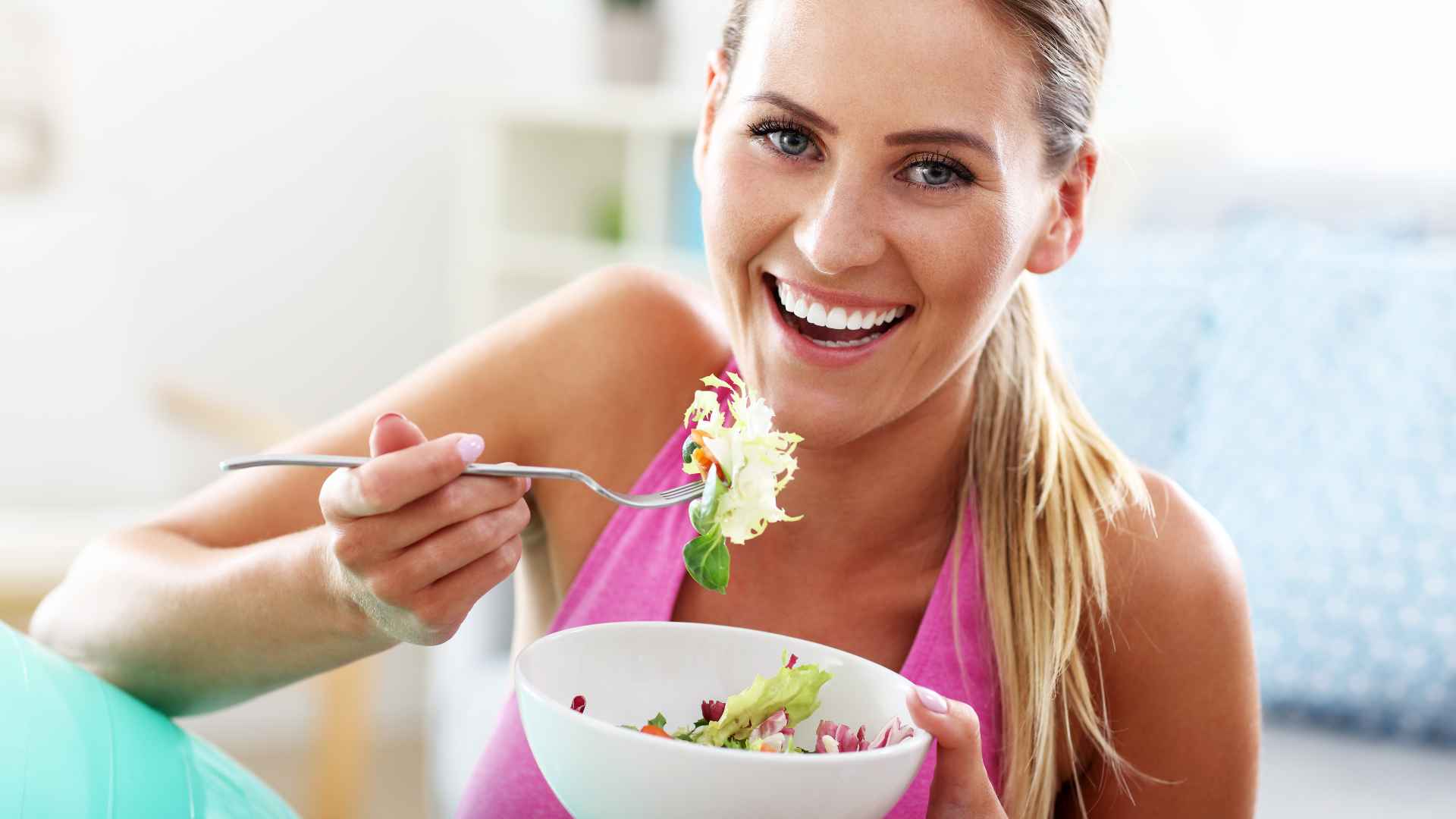 Dopo il sole cosa mangiare per mantenere l’abbronzatura e rigenerare il corpo. come mantenere l'abbronzatura con il cibo