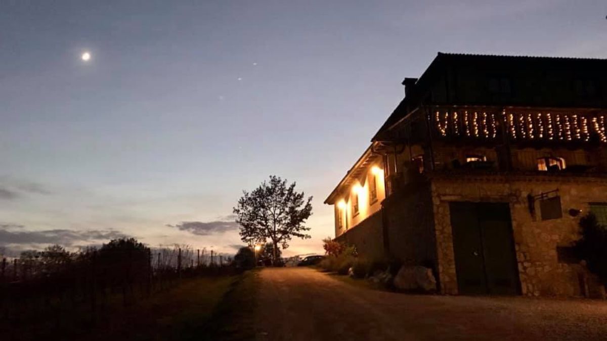 Luglio a Casale VerdeLuna: un mese sotto le stelle tra vini, sapori e magia