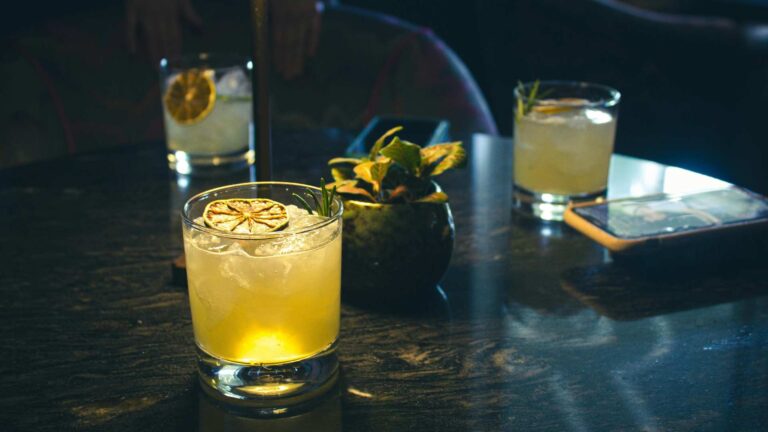 NIENTE DI CHE – il cocktail con il liquore “Niente” di Sarandrea