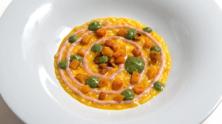 Risone “Pastificio dei Campi” con zucca, pesto di salvia e ciauscolo