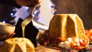 Pandoro salato delle Feste