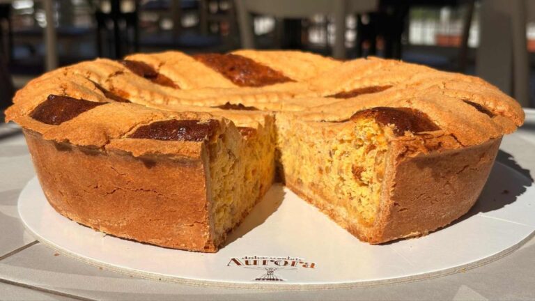 Pastiera Napoletana della Pasticceria Aurora